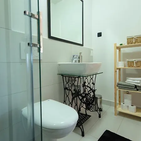 With Pool 992 Apartment