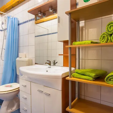 Apartment With Pool 992 Pula