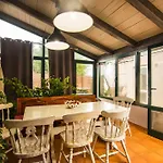 Apartment With Pool 992 Pula