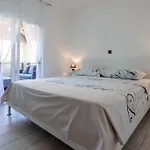 With Pool 992 Apartment Pula